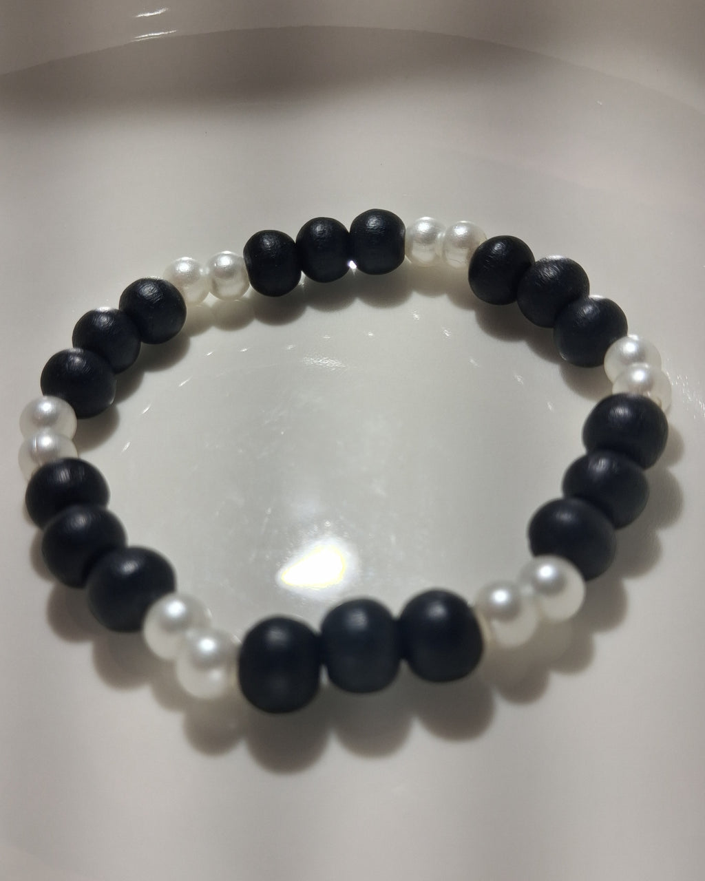 Black And White Pearl Bracelet